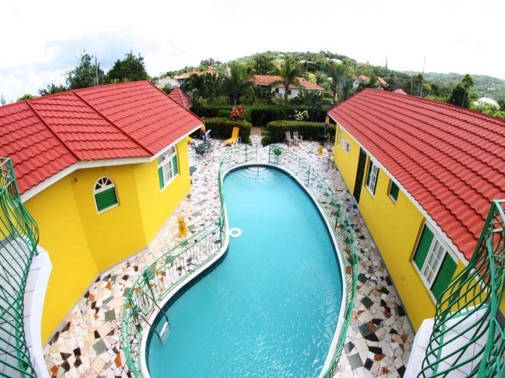 Villa Sonate Раневей-Бей Екстер'єр фото